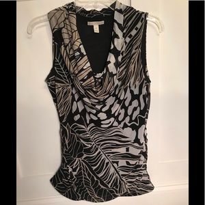 Dana Buchman sleeveless, print top